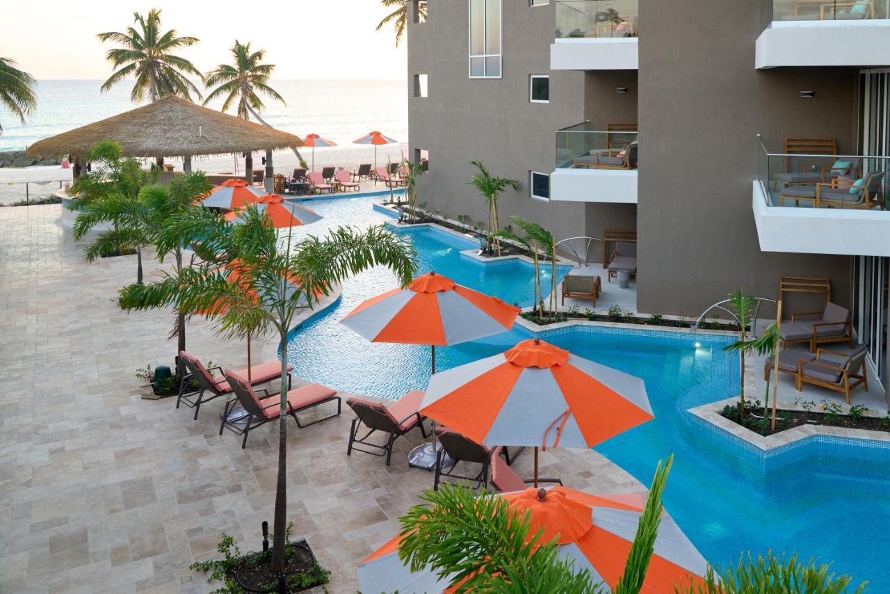 O2 Beach Club & Spa All Inclusive By Ocean Hotels Крайст-Черч Екстер'єр фото